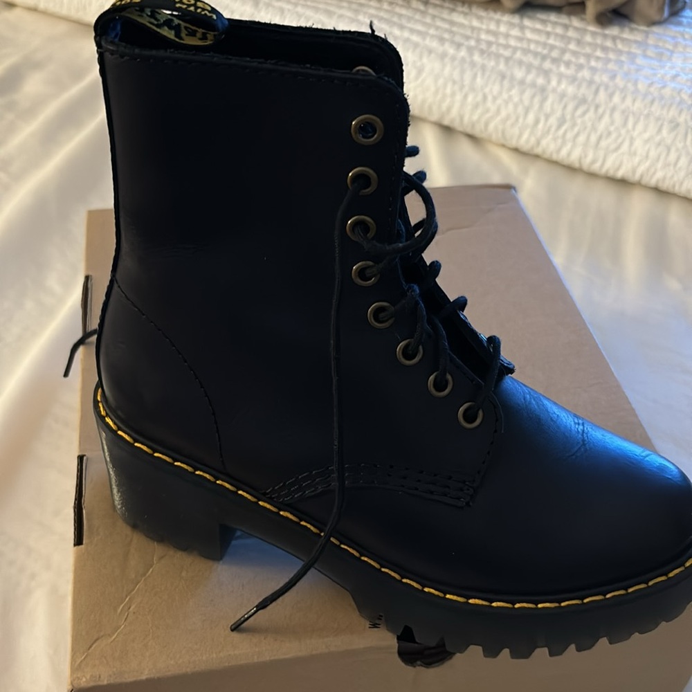 Dr. martens